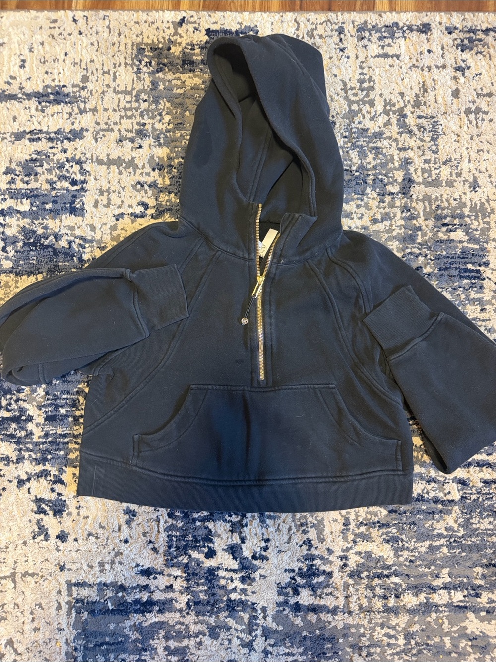 Lululemon Cropped half zip Scuba